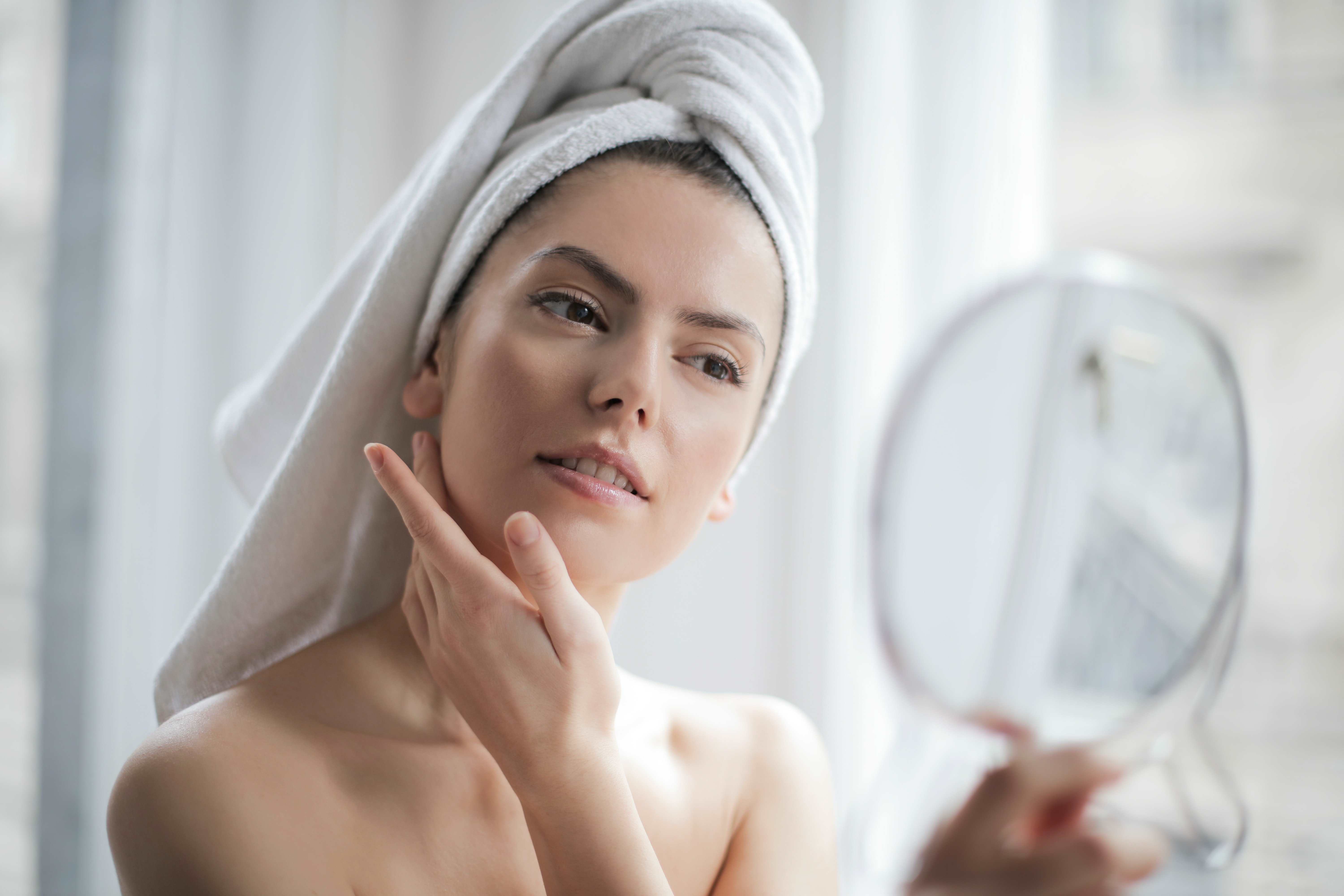 Lily's Beauty Studio Bostancı şubesinde cilt bakımı uygulama alanı