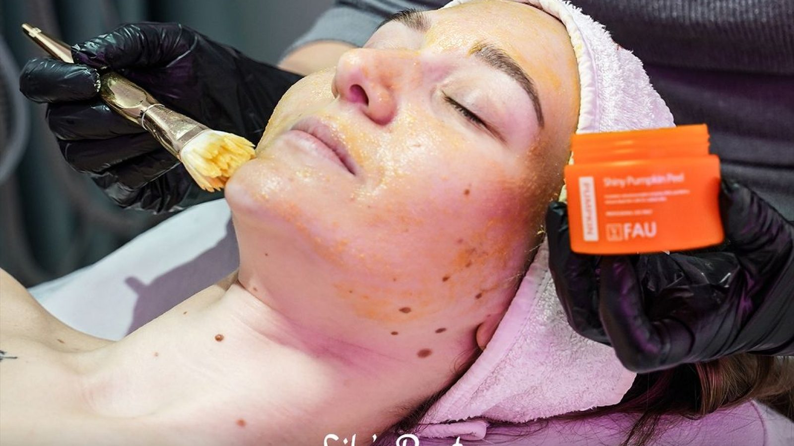 Kadıköy Pumpkin Peel cilt bakımı Lily's Beauty Studio Bostancı